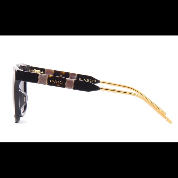 Attn: brand new authentic GUCCI shades. Fire 🔥 can’t miss out 🤩🥰🔥🔥 - Picture 5 of 5
